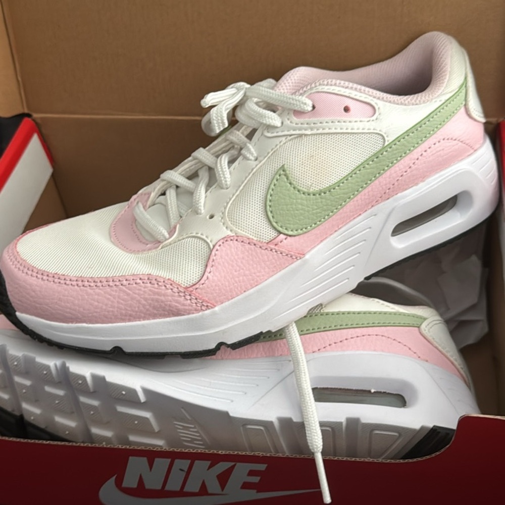 Nike Women's Pastel Pink and Mint Sneakers